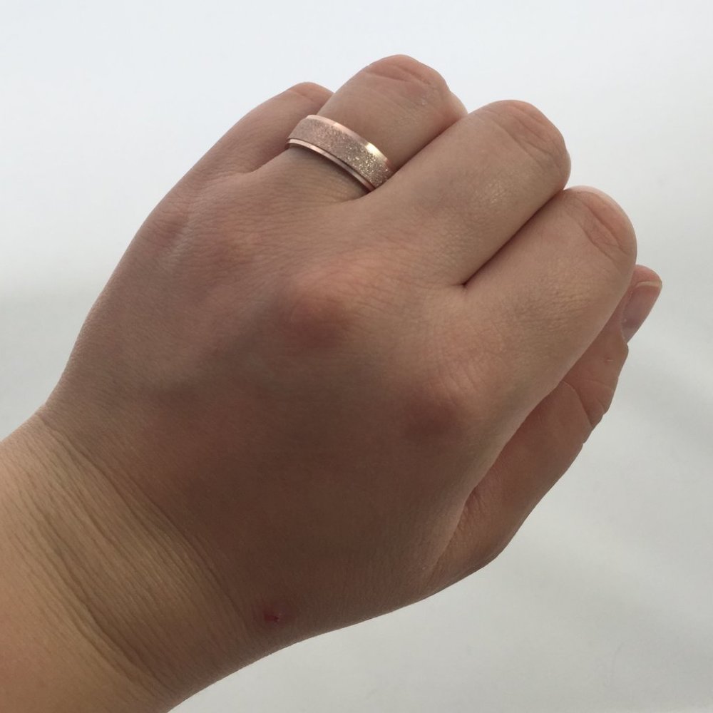 Jewelry ring band 6mm wide shiny step edge rose gold tone titanium new - Picture 3 of 4
